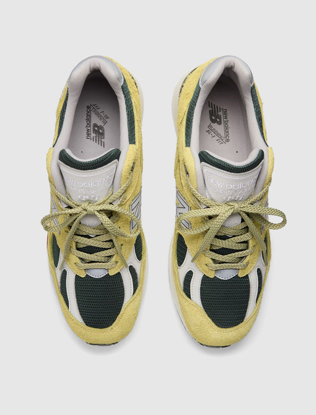 MADE IN UK 991 V2 "BEECHNUT"