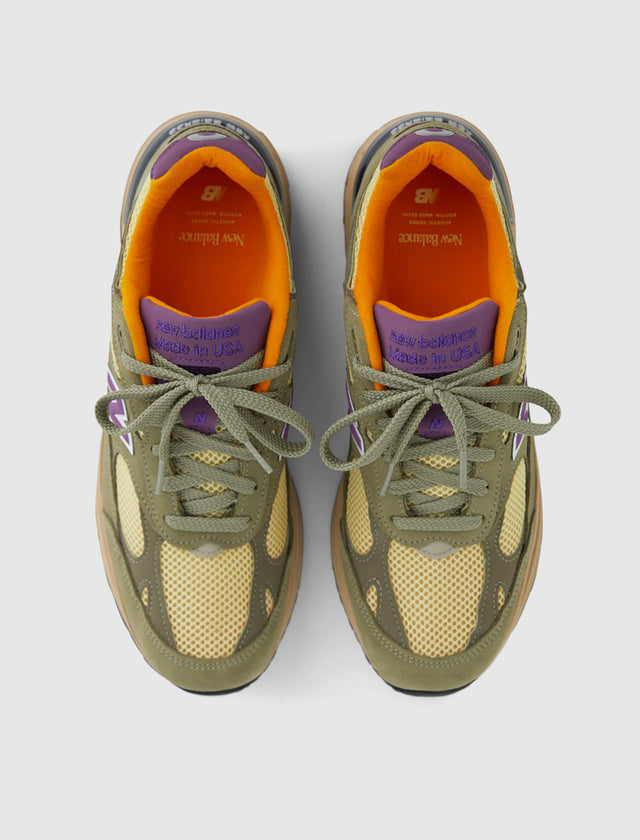 MADE IN USA 993 "OLIVE"