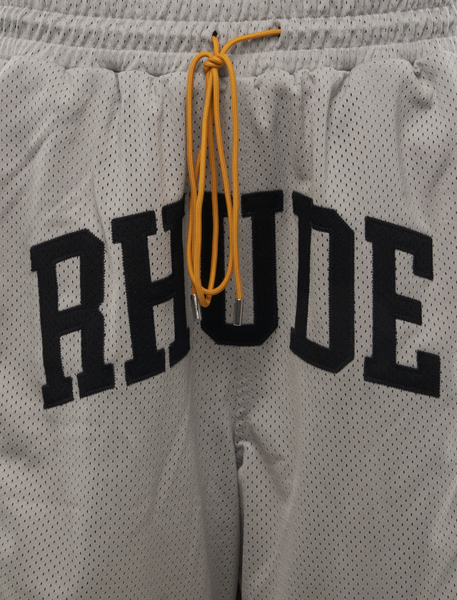 BAGGY MESH COLLEGIATE LOGO SHORTS