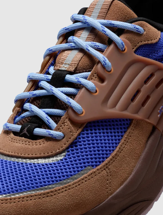 TRUNNER O/S "ARCHAEO BROWN/PERSIAN VIOLET"