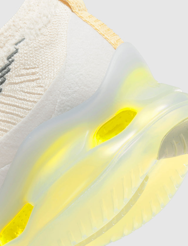 WOMEN'S AIR MAX SCORPION FLYKNIT "LEMON WASH"